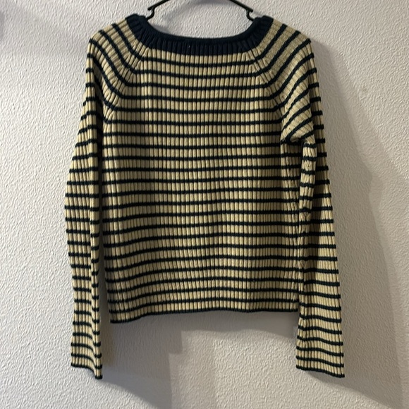 No brand striped quarter button down top - Picture 4 of 4